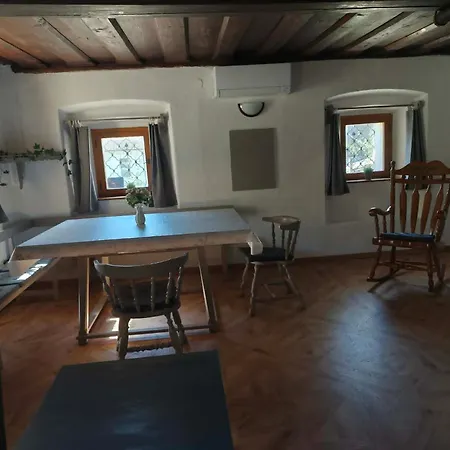 Dvorje Vintage Homestead